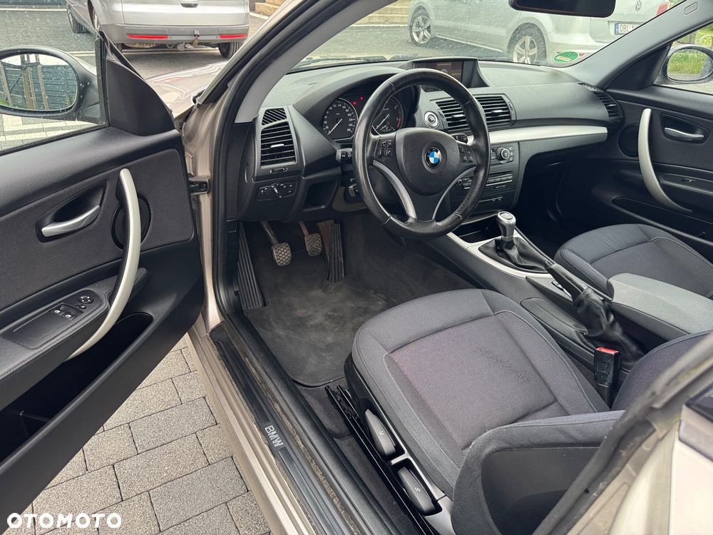 BMW Seria 1 120d DPF Edition Lifestyle - 15