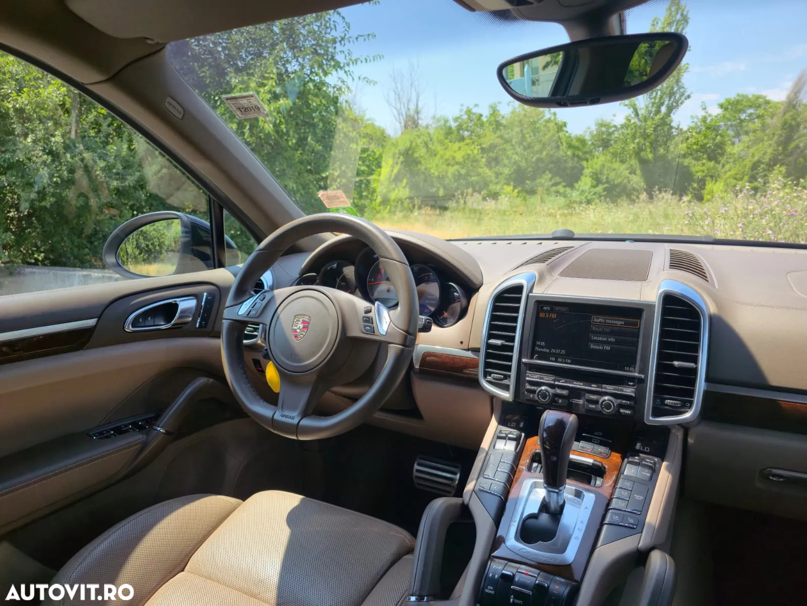 Porsche Cayenne 4.2 L S - 14
