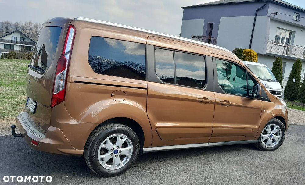 Ford Tourneo Connect Grand - 20