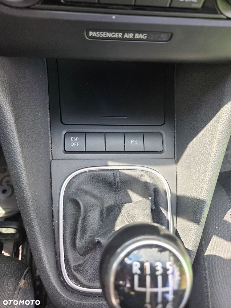 Volkswagen Golf 2.0 TDI Highline - 13