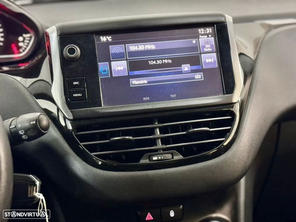Peugeot 208 1.4 HDi Active - 31