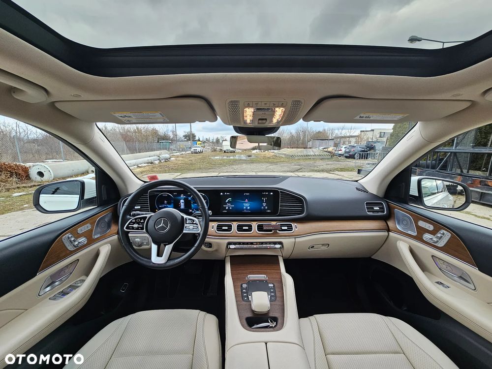 Mercedes-Benz GLE - 12