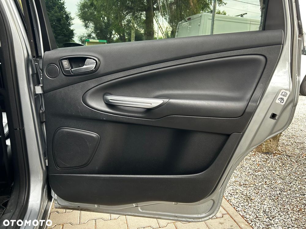 Ford S-Max 2.0 TDCi DPF Titanium X - 24