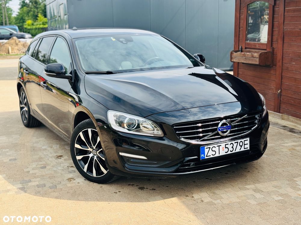 Volvo V60 D2 Drive-E R-Design Kinetic - 35
