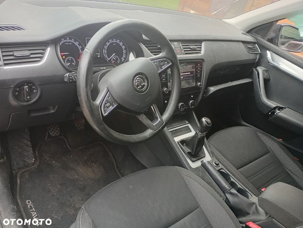 Skoda Octavia 2.0 TDI Premium Edition - 7