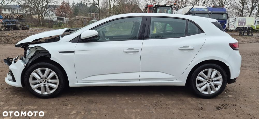 Renault Megane 1.5 Blue dCi Intens - 8