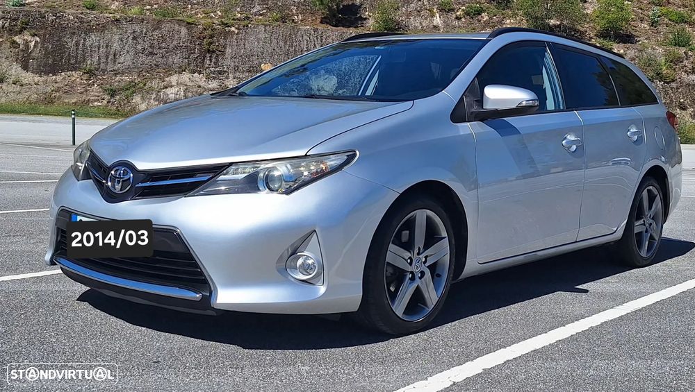 Toyota Auris Touring Sports 1.4 D-4D Comfort+Pack Sport - 1
