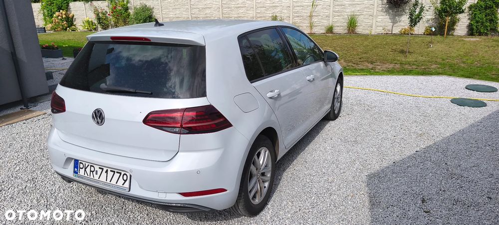 Volkswagen Golf - 4