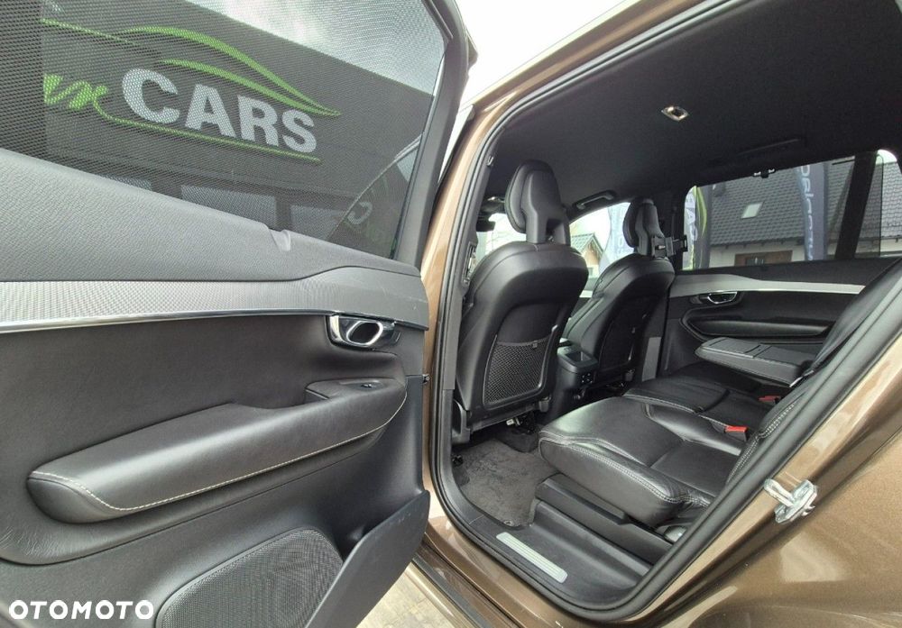 Volvo XC 90 - 12