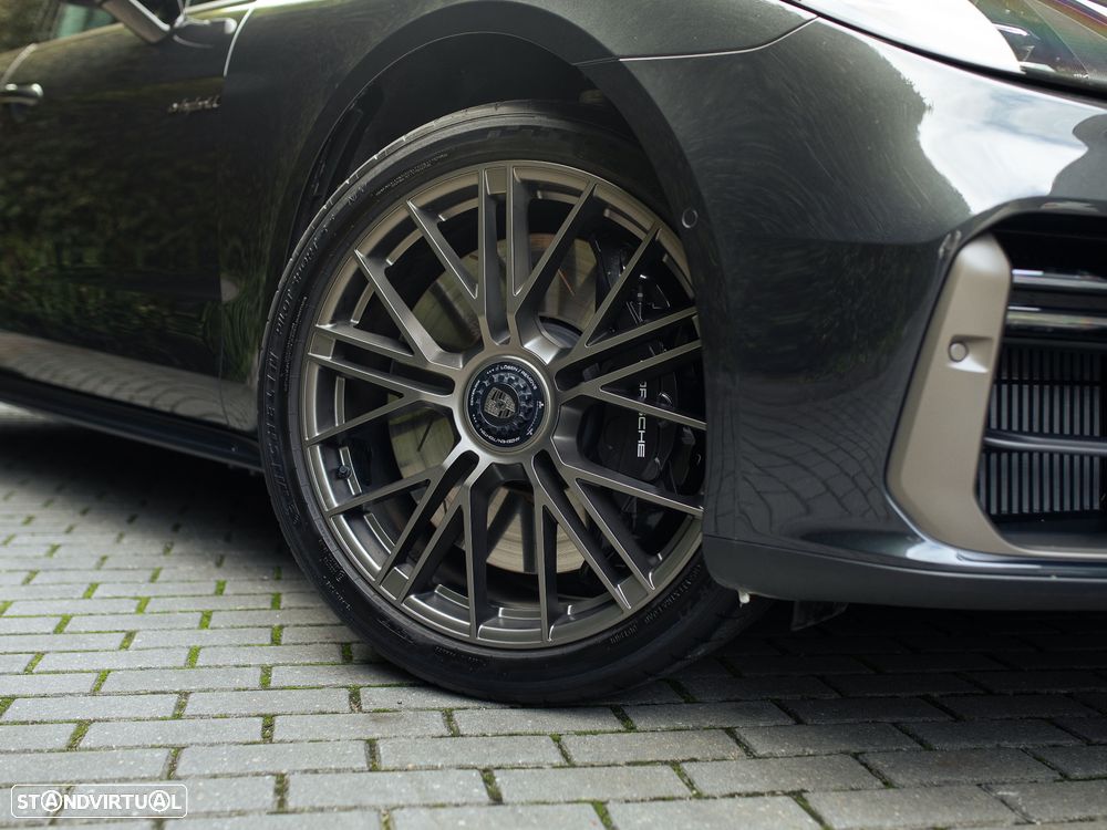 Porsche Panamera Turbo E-Hybrid - 7