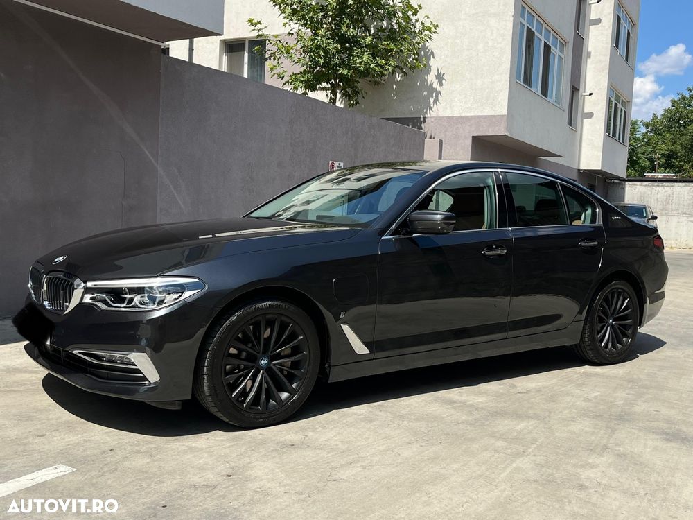 BMW Seria 5 530e xDrive AT PHEV - 3