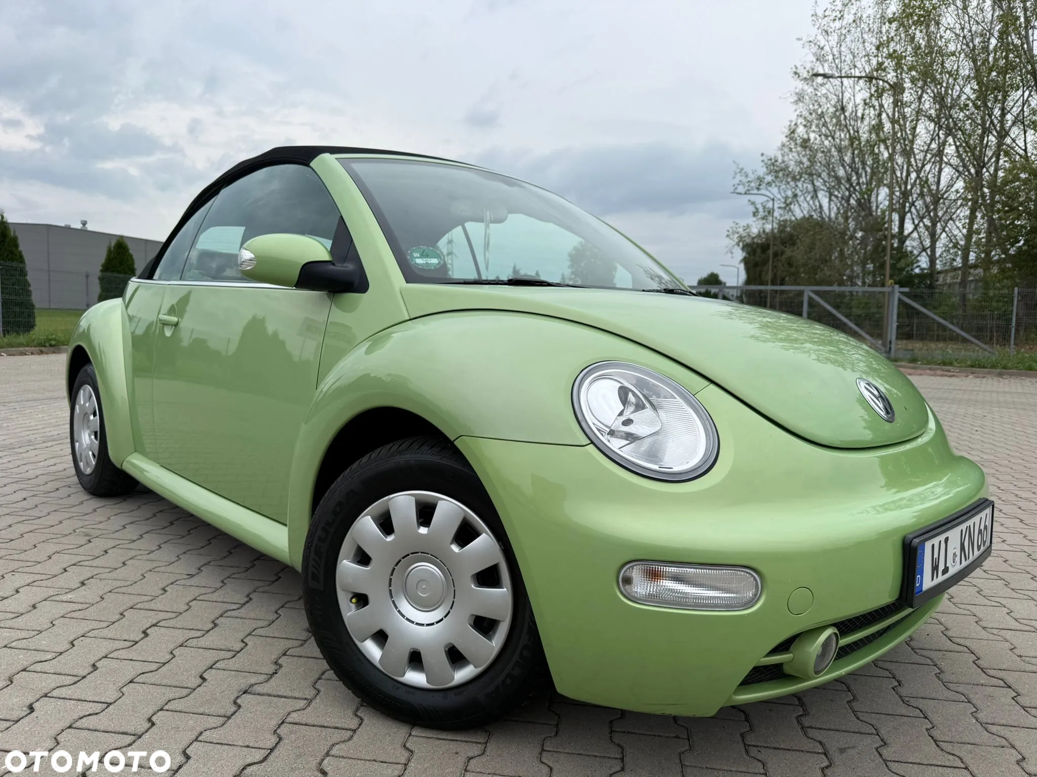 Volkswagen New Beetle Cabriolet 2.0 United - 3