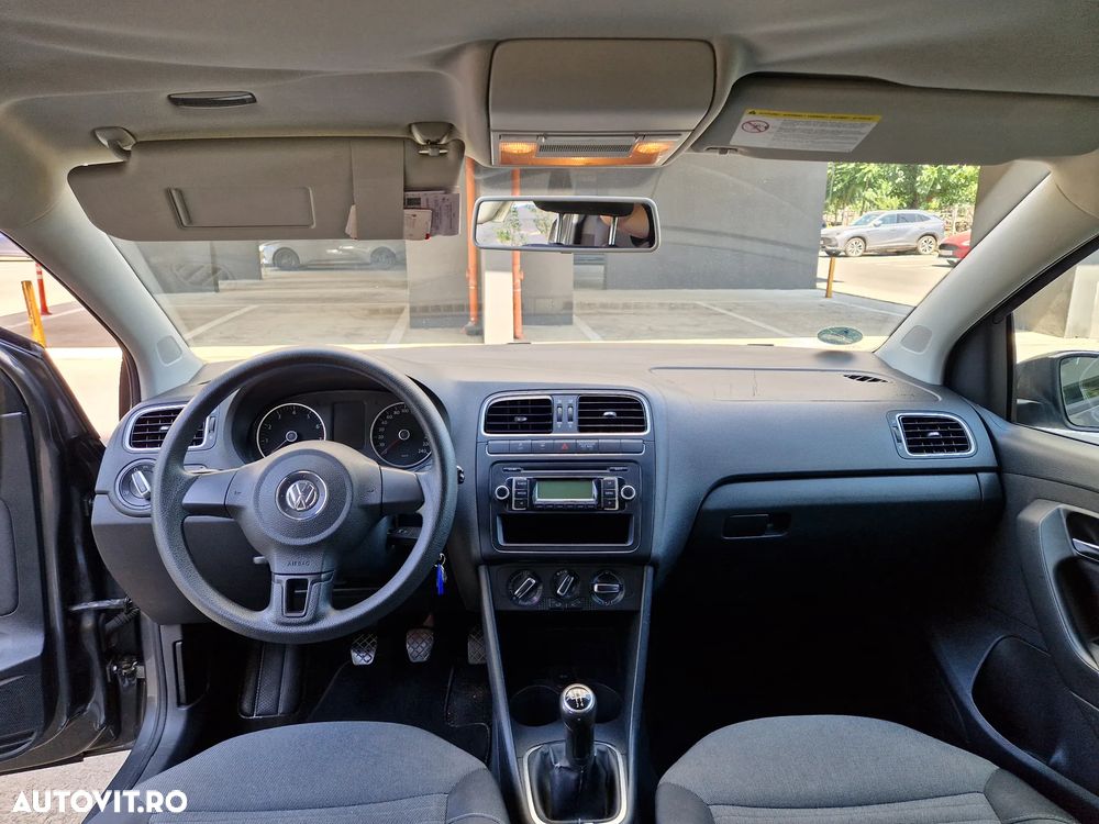 Volkswagen Polo - 17