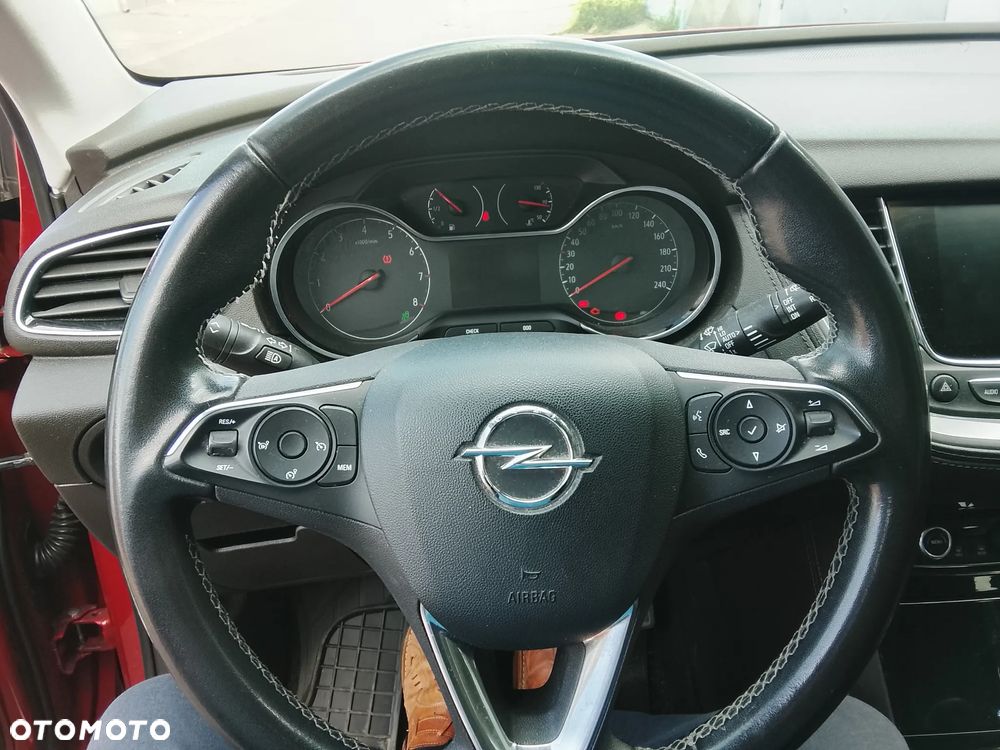 Opel Grandland X 1.2 T GPF Design Line S&S - 10