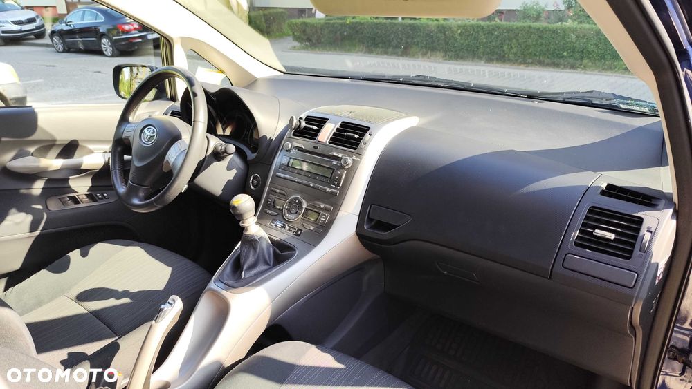 Toyota Auris - 3