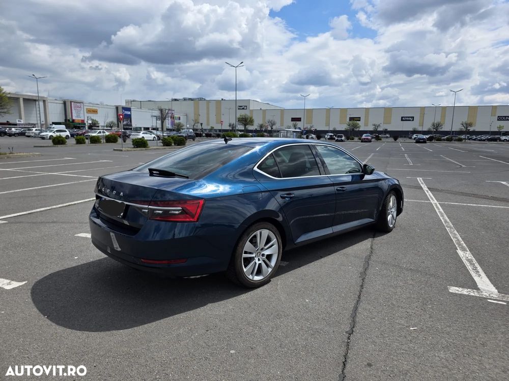 Skoda Superb 2.0 TSI DSG Style - 2