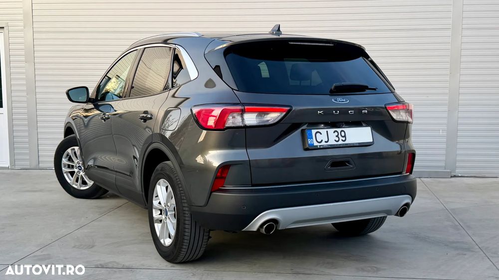 Ford Kuga - 5