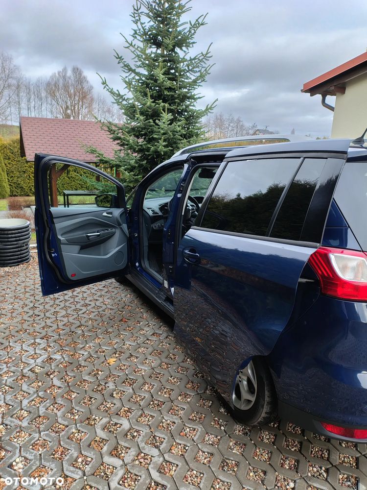 Ford Grand C-MAX - 9