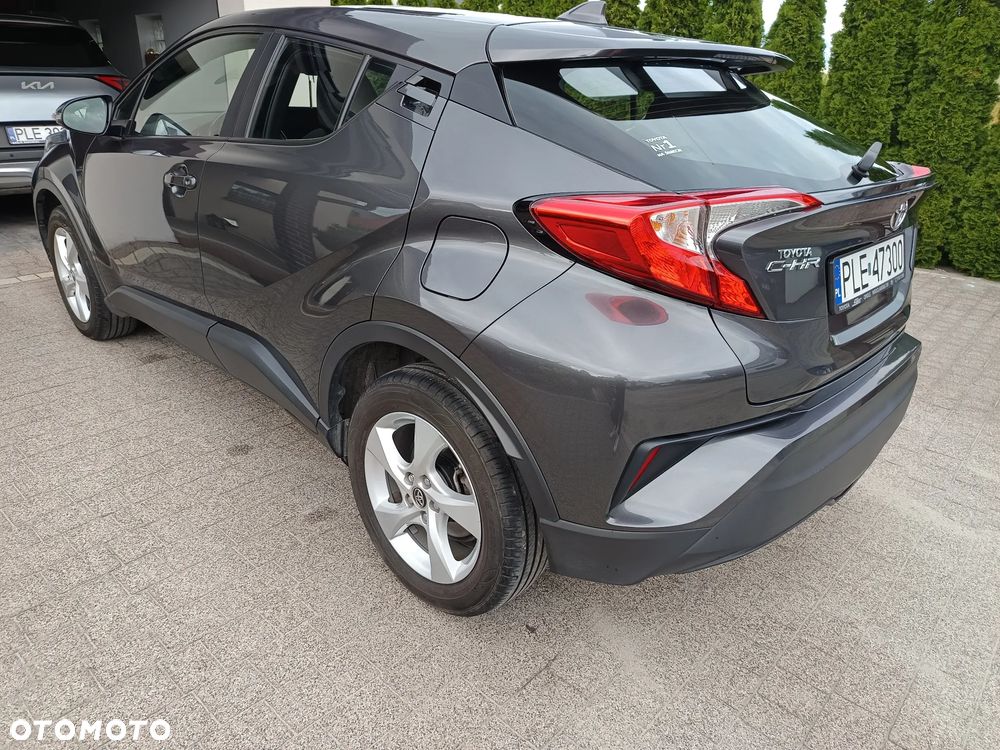 Toyota C-HR - 6