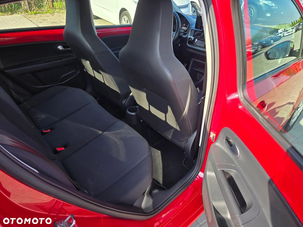 Volkswagen up! - 10