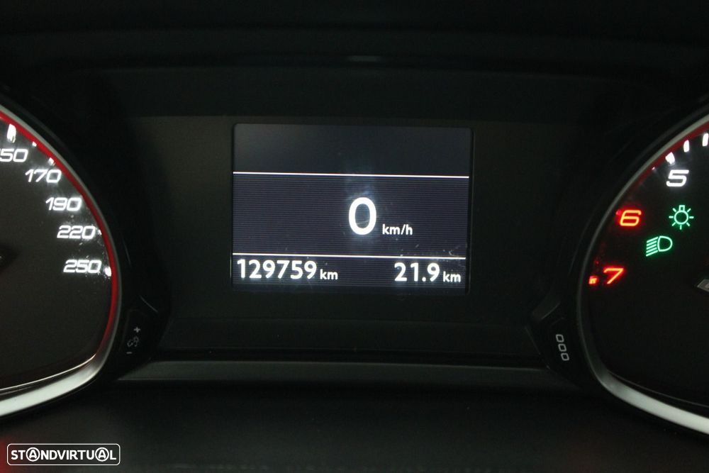 Peugeot 308 1.2 PureTech Style - 29