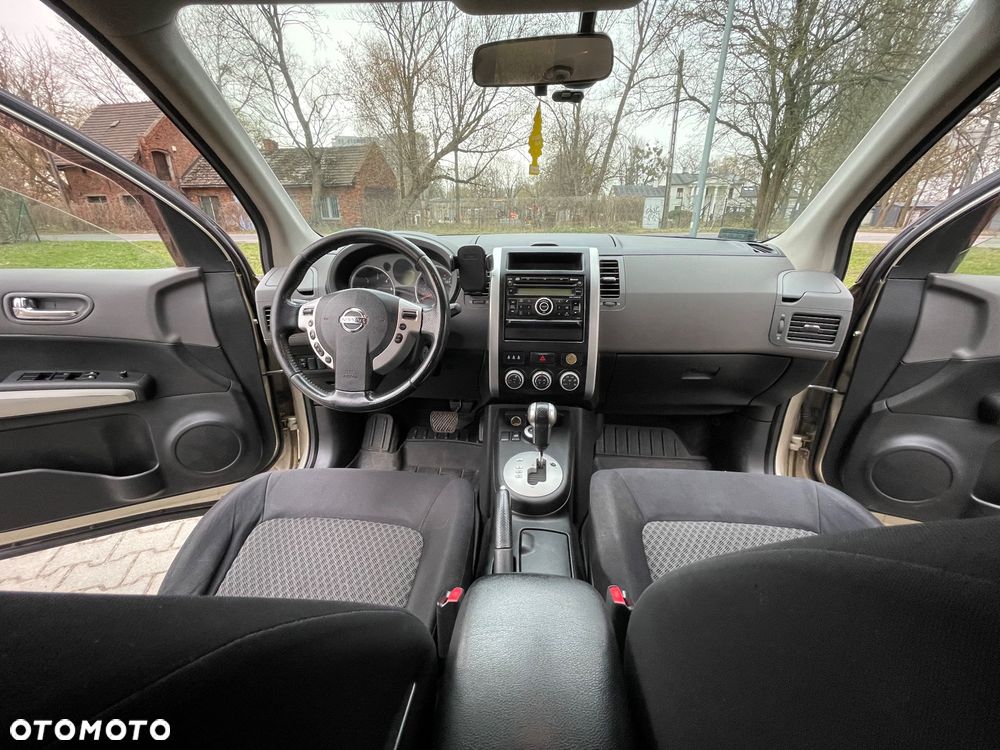 Nissan X-Trail 2.0 dCi 4x4 DPF Automatik SE - 15