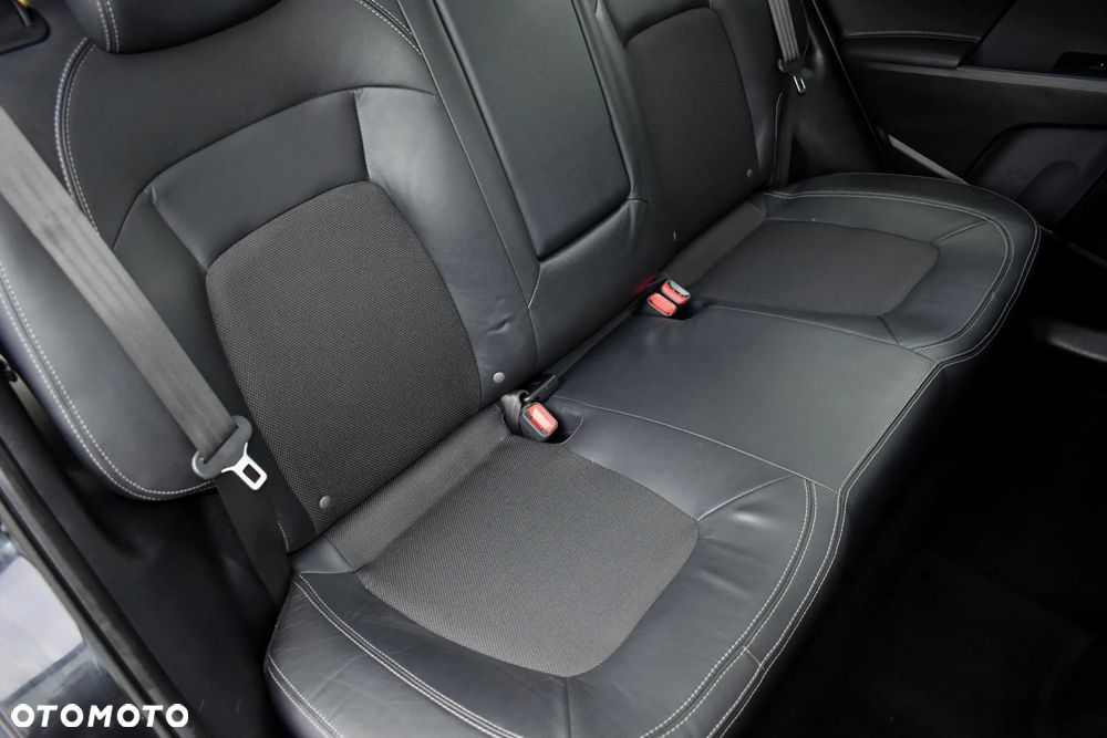 Kia Sportage 2.0 CRDI 4WD Automatik Vision - 40