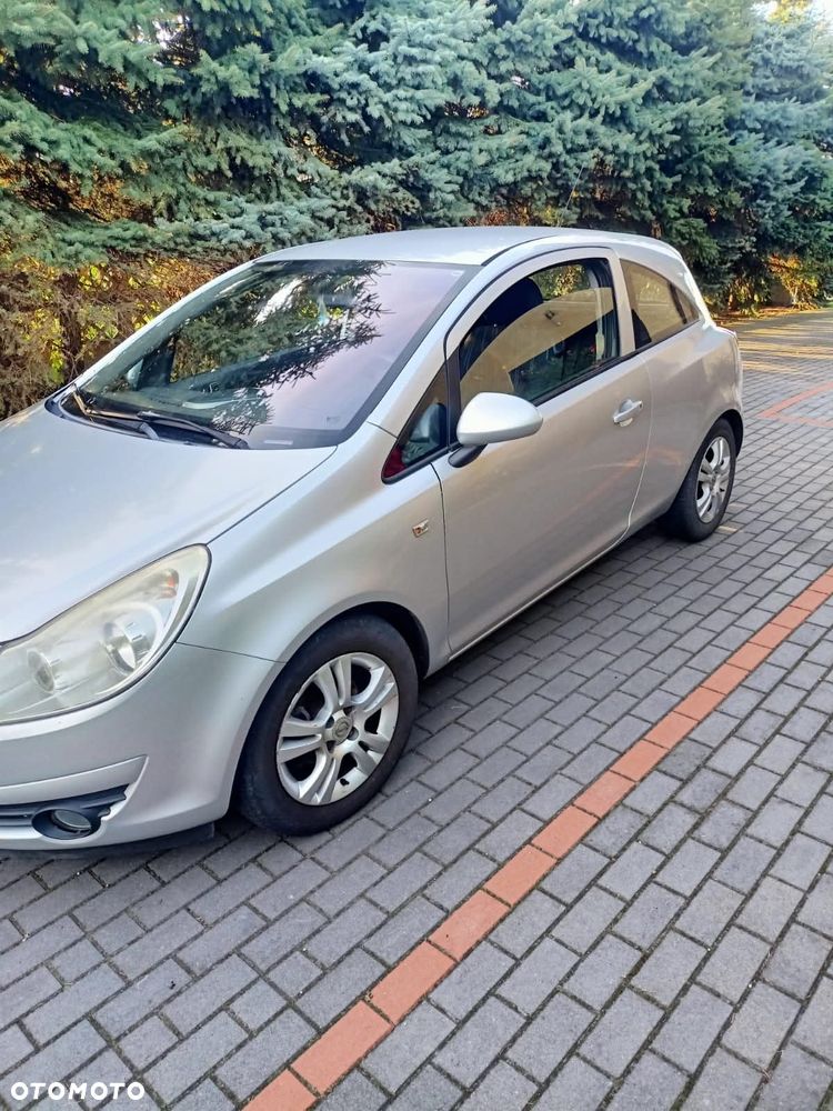 Opel Corsa - 2