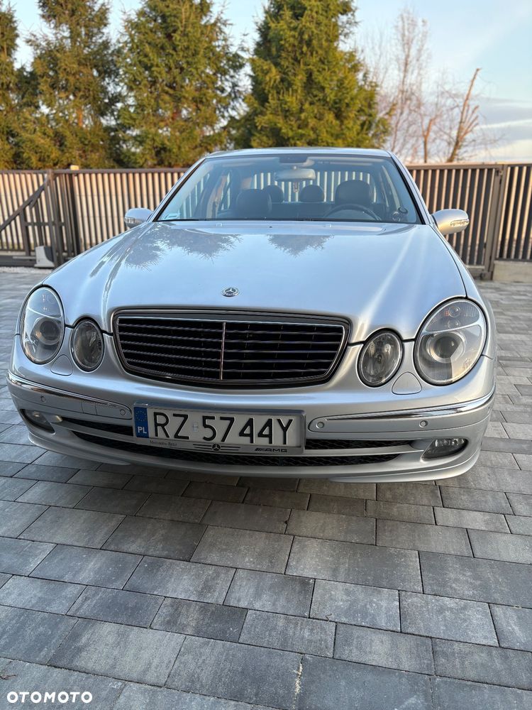 Mercedes-Benz Klasa E - 8