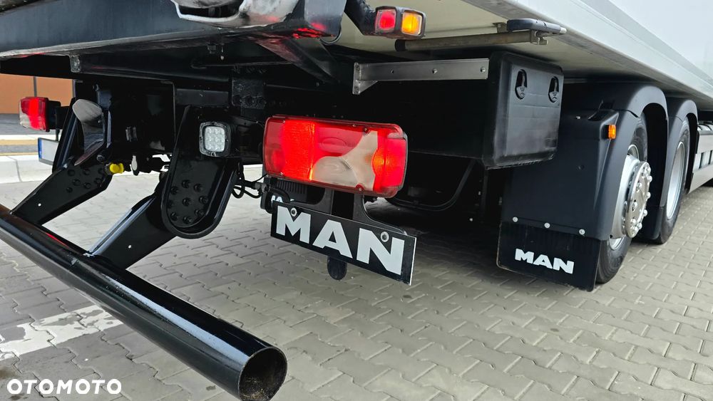 MAN TGX 26.420❗️❗️/ 6x2 / OŚ PODNOSZONA I SKRĘTNA / CHŁODNIA / ZABUDOWA IGLOOCAR 20 PALET / AGREGAT THERMOKING T-1000R / ELEKTRYK / AUTOMAT / 4 RYGLE / SALON POLSKA ❗️ - 19