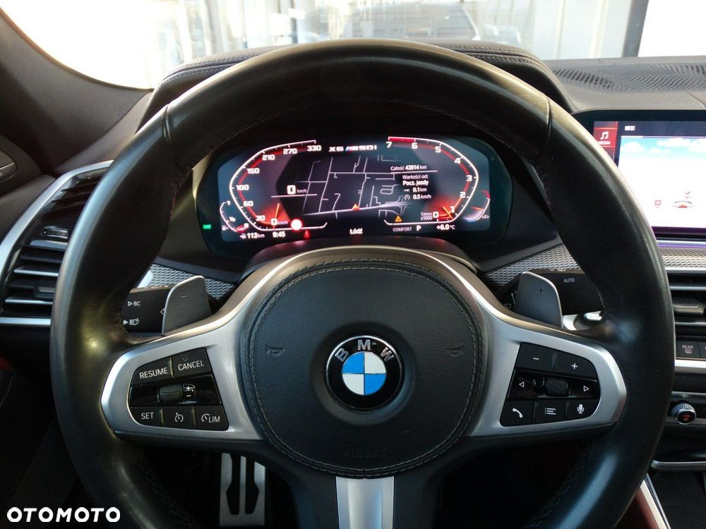 BMW X6 M50i - 24