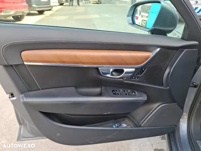 Volvo S90 - 17