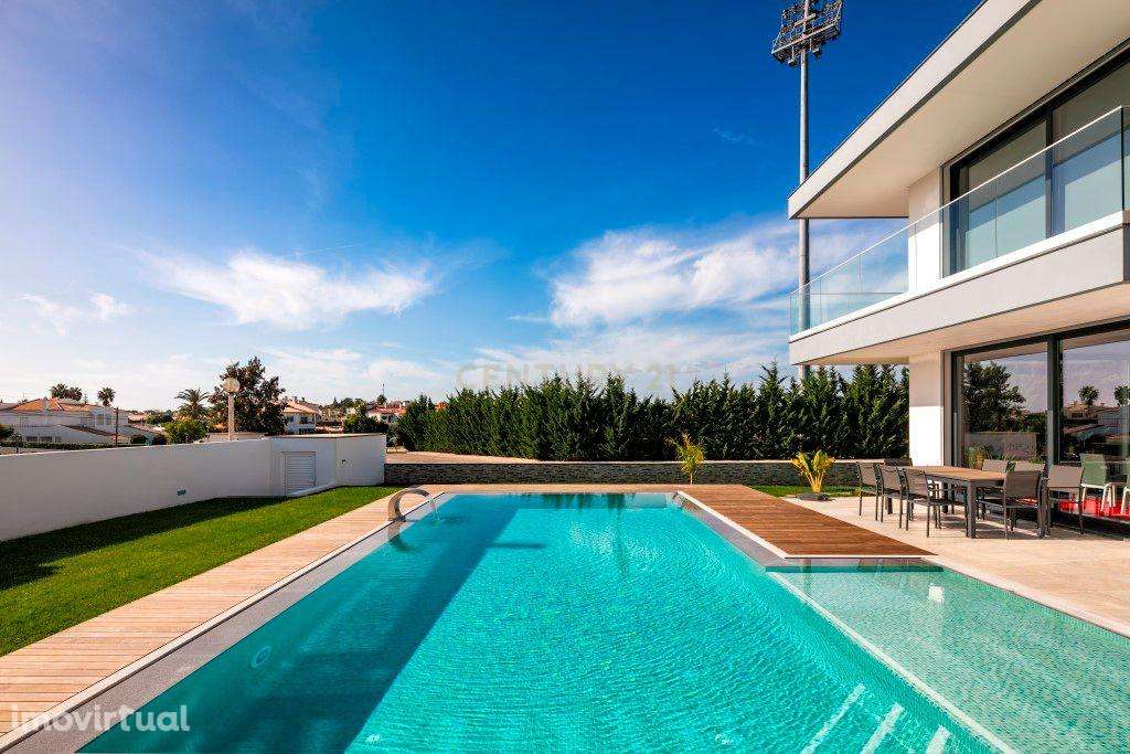 Lote Urbano, projecto e chave na mão. - Grande imagem: 4/10