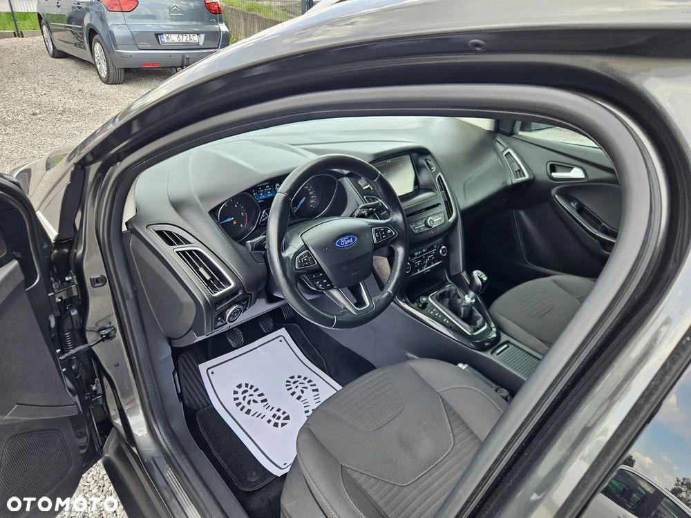 Ford Focus 1.5 TDCi DPF Start-Stopp-System Titanium - 16