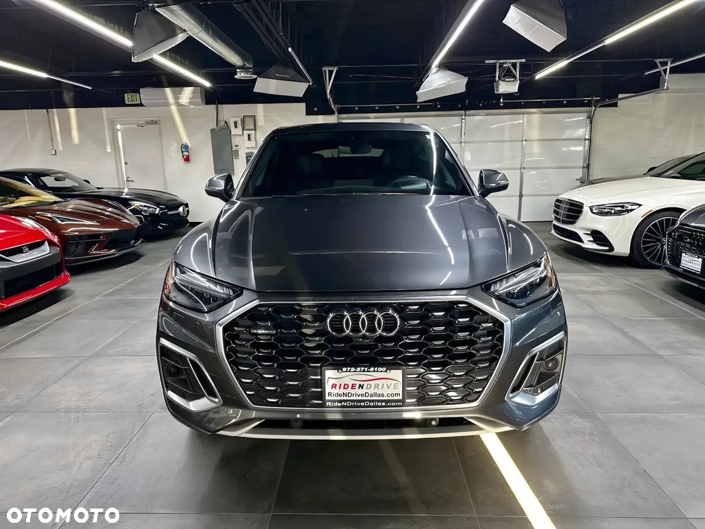 Audi Q5 45 TFSI quattro S tronic S line business