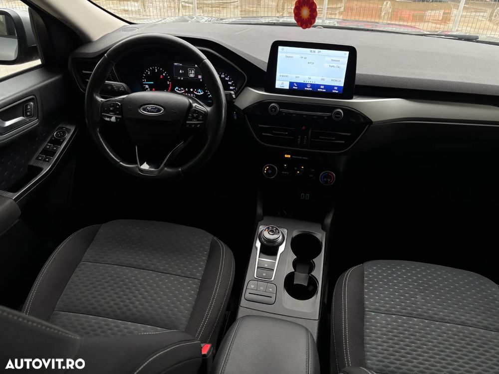 Ford Kuga 1.5 EcoBlue A8 FWD Trend - 12
