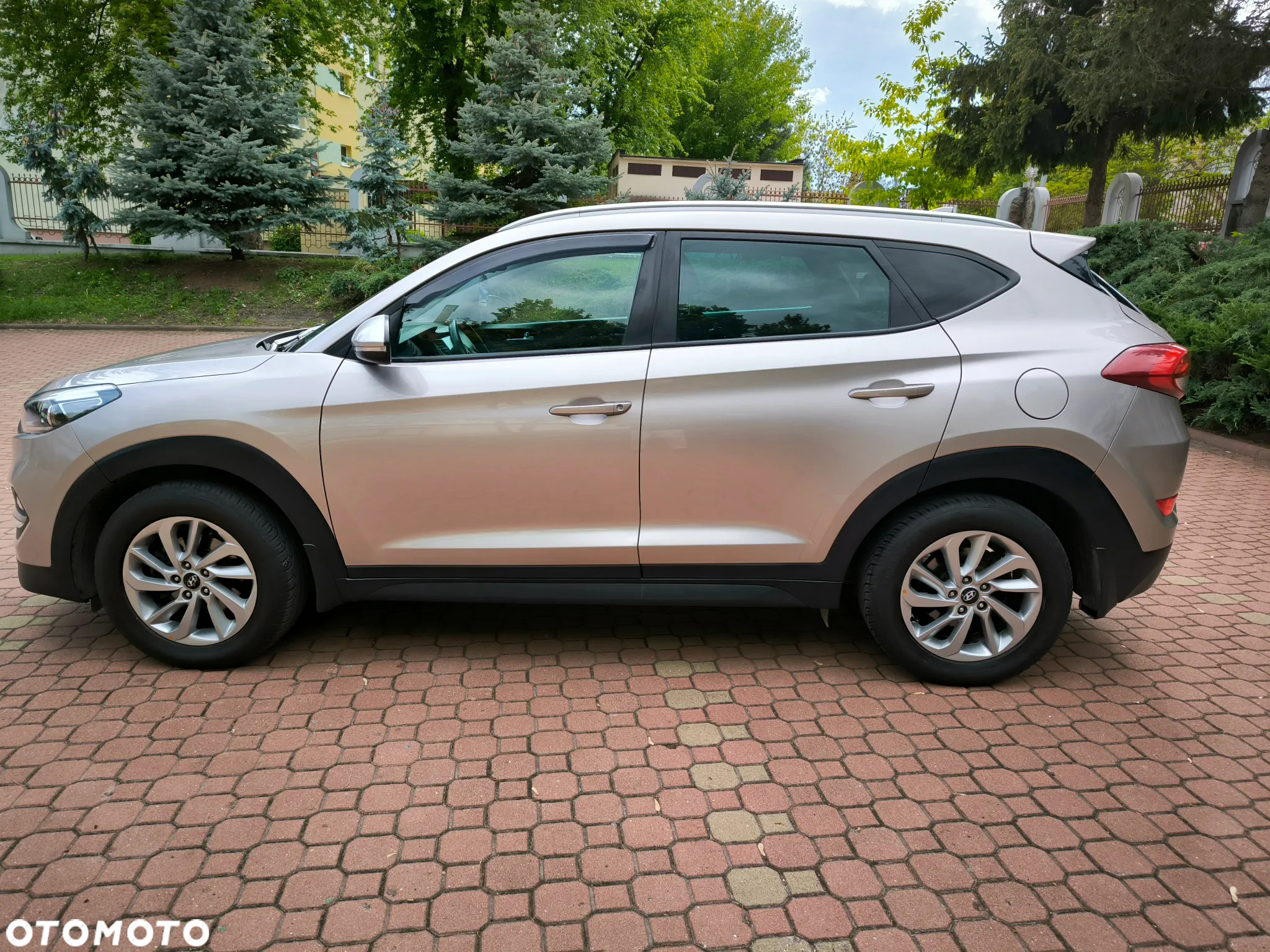 Hyundai Tucson 1.7 CRDI BlueDrive Comfort 2WD DCT - 17