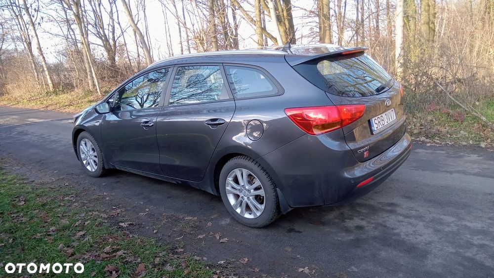 Kia Ceed 1.6 CRDi M - 4