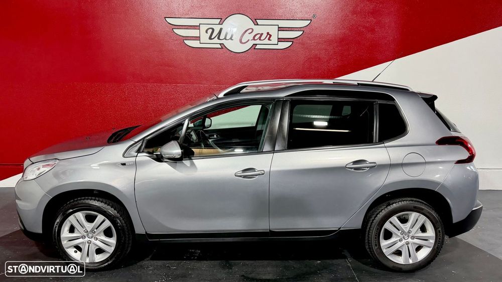 Peugeot 2008 1.2 PureTech Style - 6