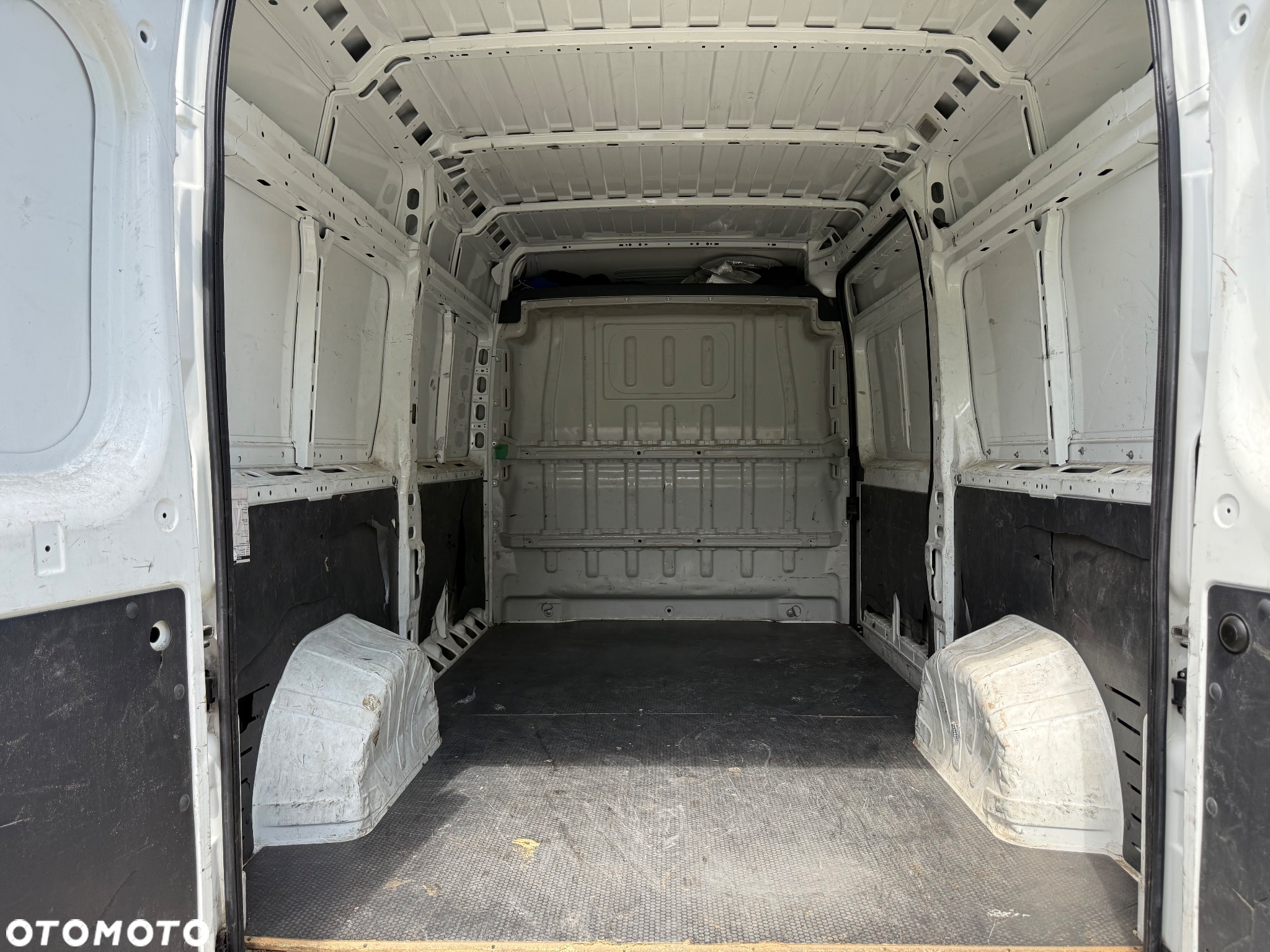 Peugeot BOXER - 13