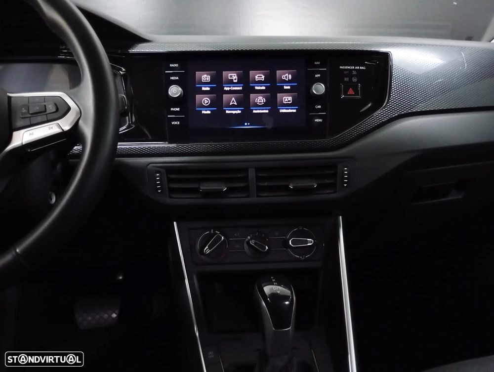 VW Polo 1.0 TSI Urban DSG - 12