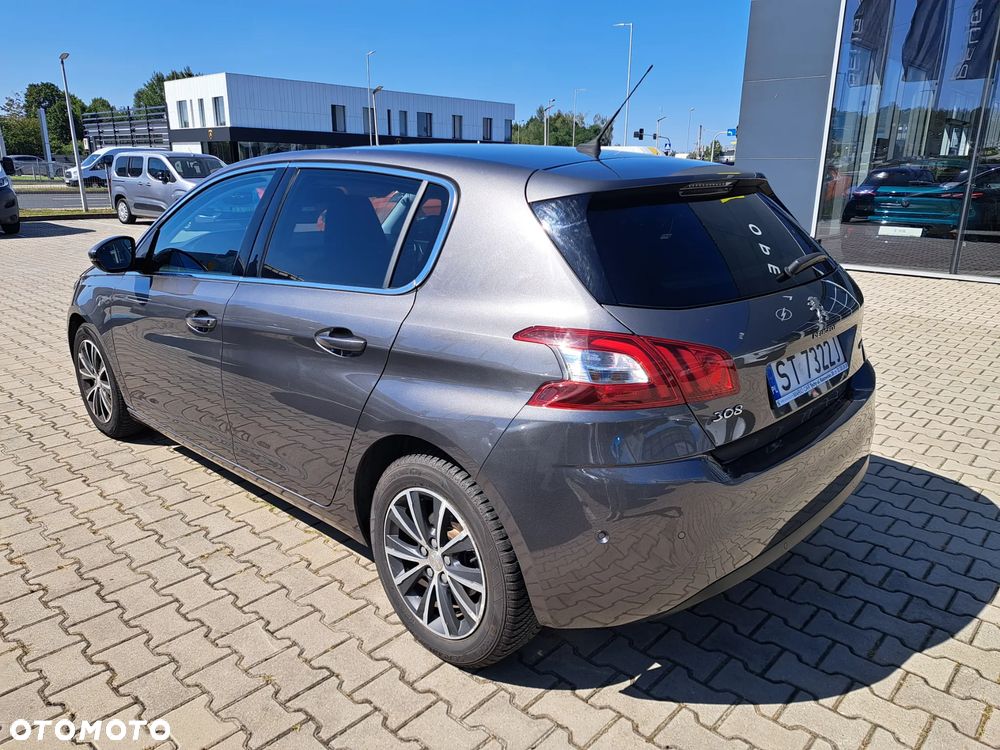 Peugeot 308 1.2 PureTech Allure S&S EAT6 - 4