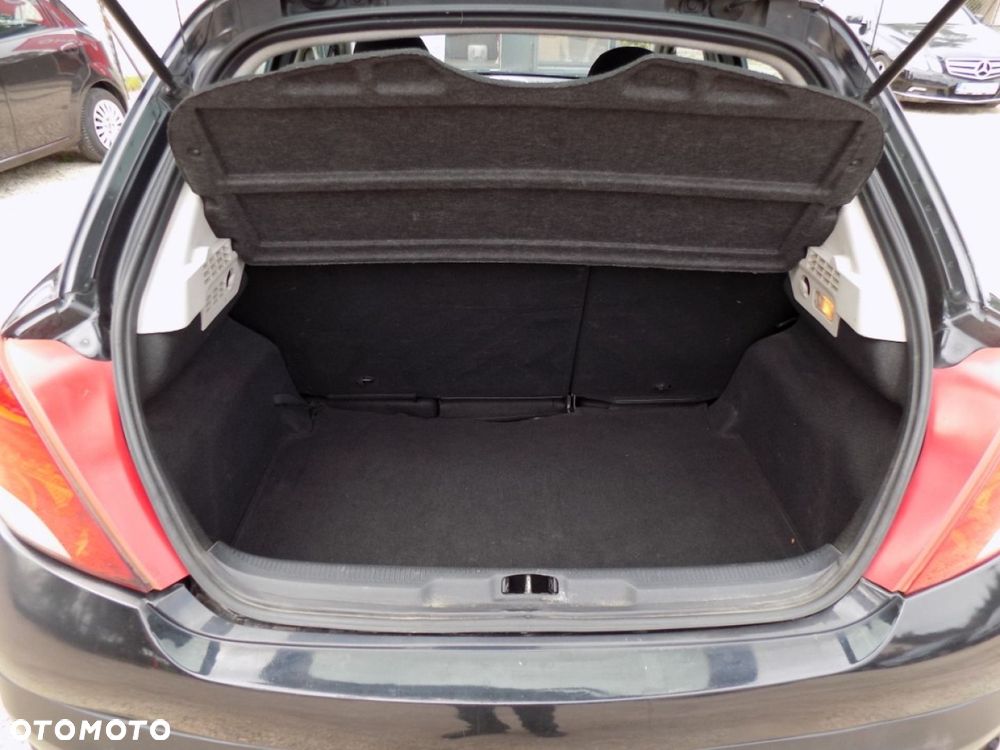 Peugeot 207 - 9