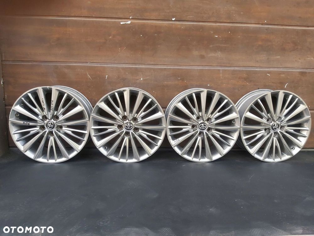 Toyota Auris Corolla E16 E18 Avensis T27 Alufelgi felgi 18 5x114,3 7J et45 - 1