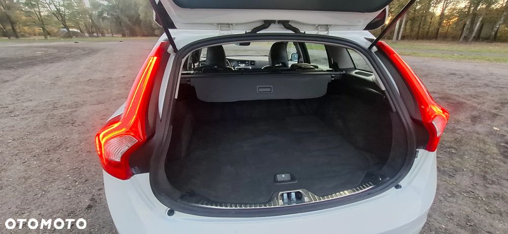 Volvo V60 - 32
