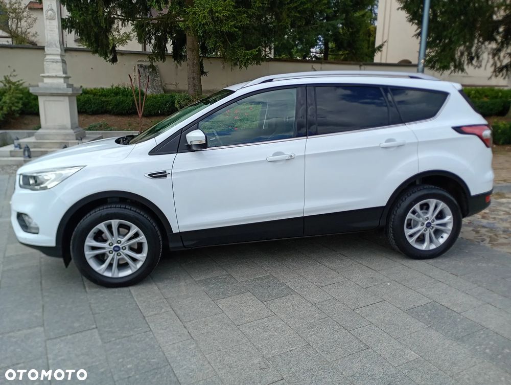 Ford Kuga 1.5 EcoBoost 2x4 Titanium - 9