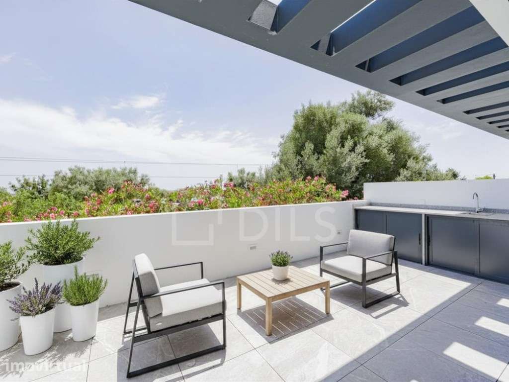 Moradia T4 com Piscina Privativa e Vista Mar em Tavira, Algarve - Grande imagem: 4/43