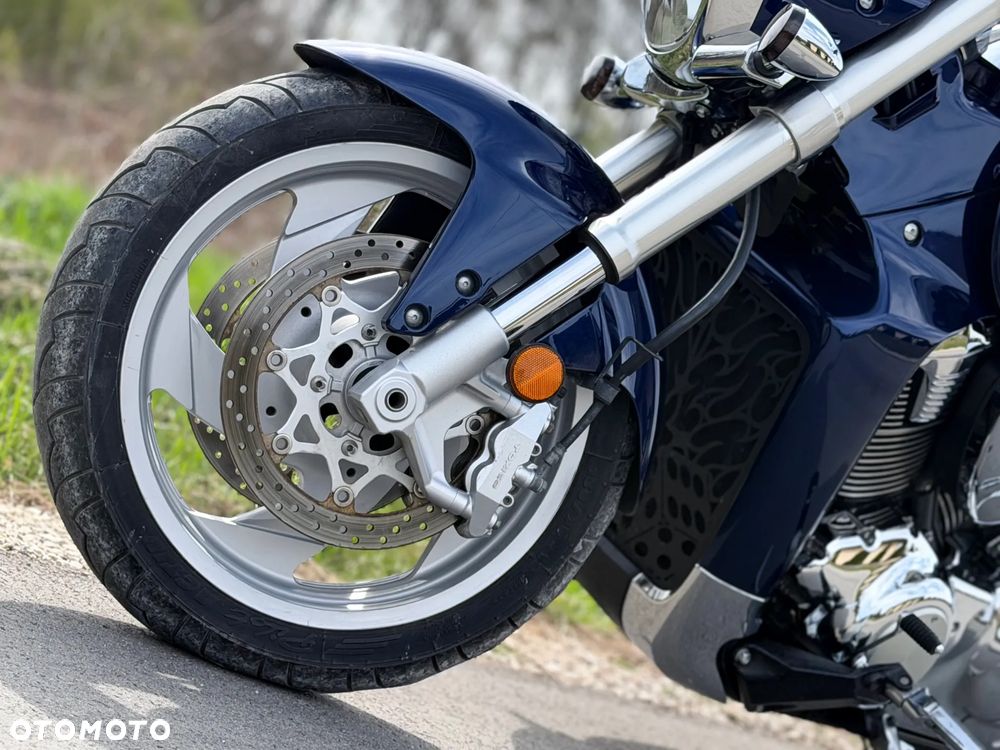 Suzuki Boulevard - 12
