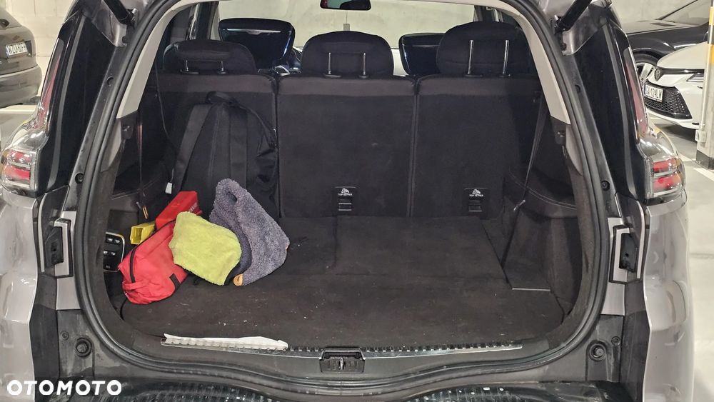 Renault Espace 1.6 dCi Energy Initiale Paris EDC 7os - 33