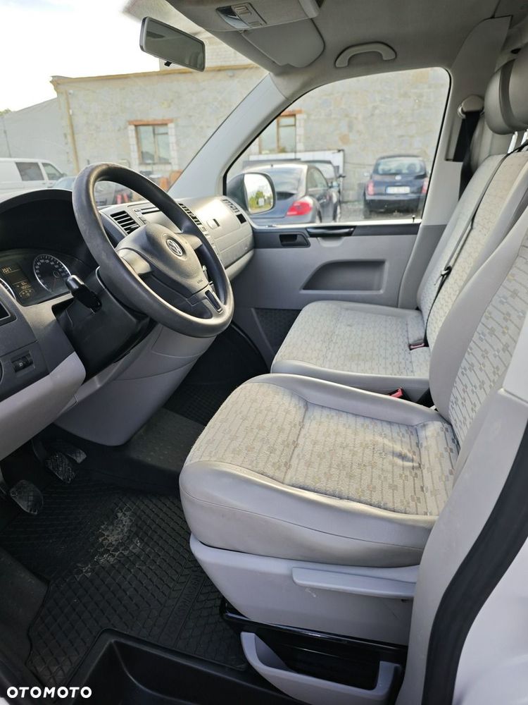 Volkswagen Transporter - 11